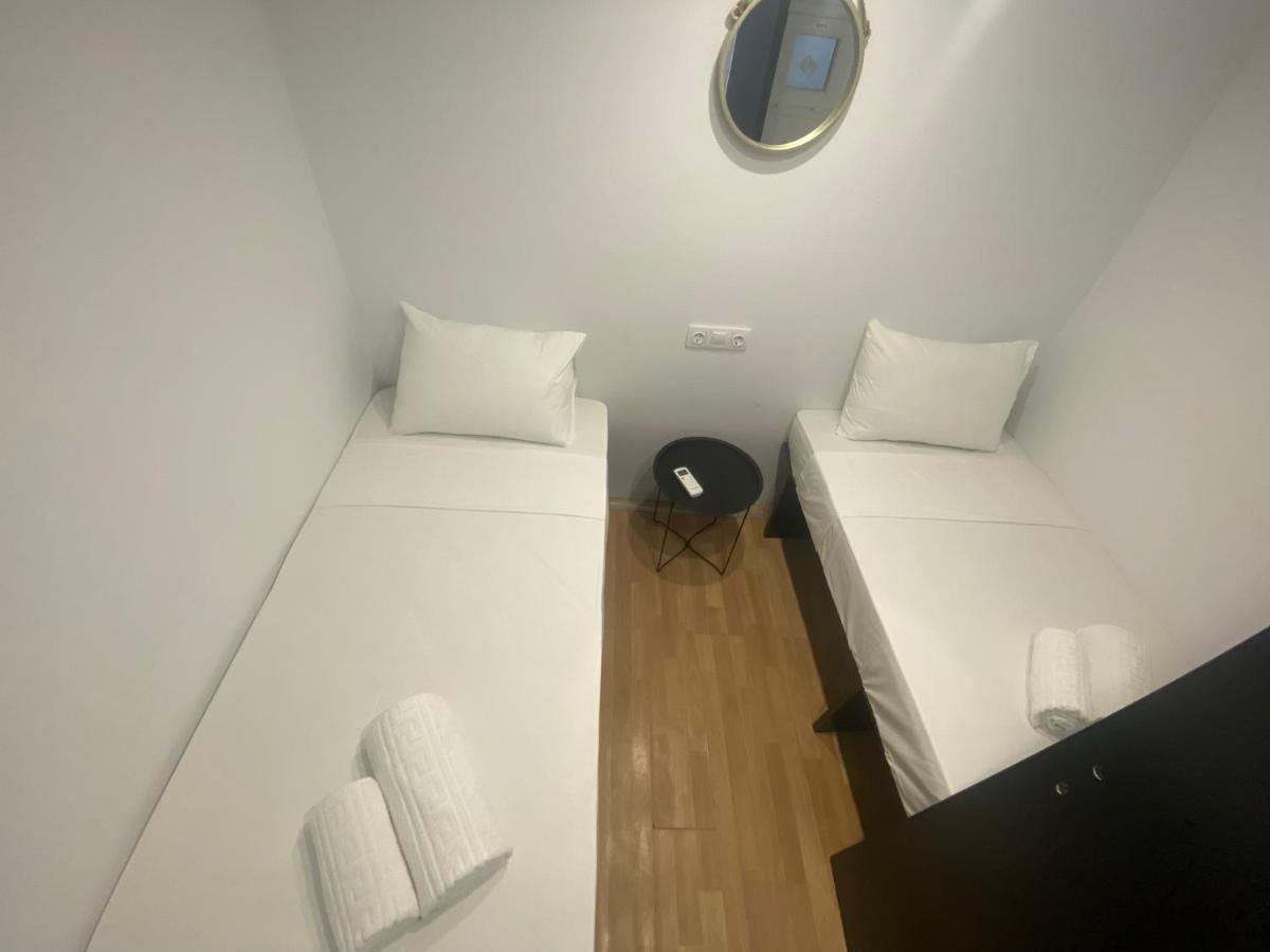 Le.Chris Central Dorms Hotel Réthimno Kültér fotó